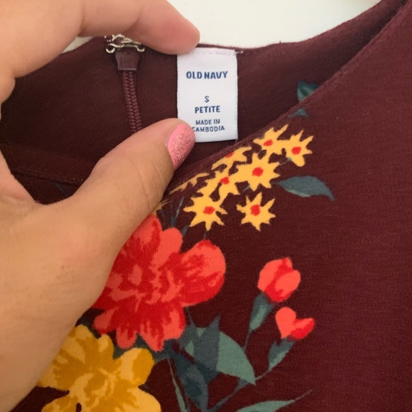 Old Navy Sheath Dress - Picture 3 of 4